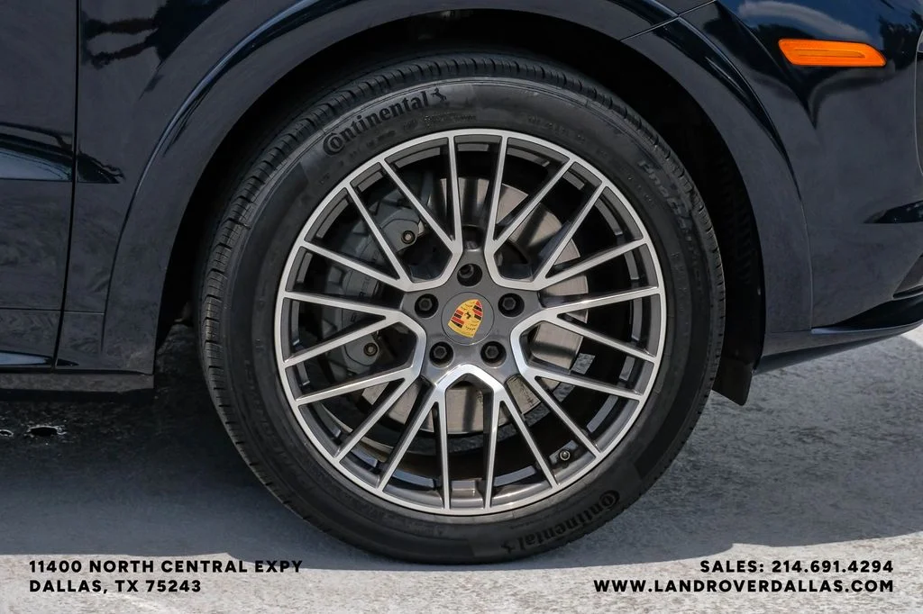 Used 2021 Moonlight Blue Metallic Porsche S image 58