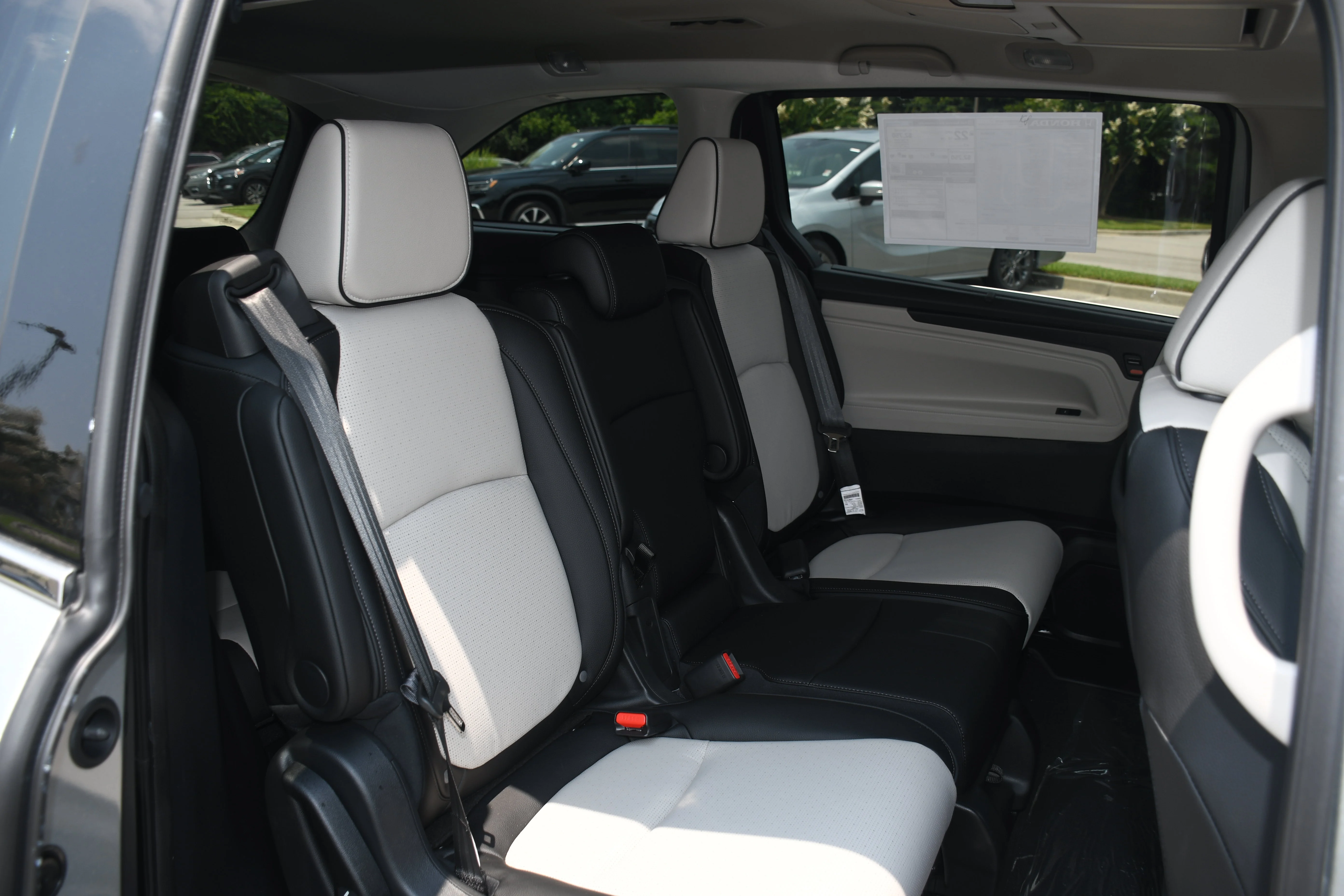 New 2026 Solar Silver Metallic Honda Elite image 10