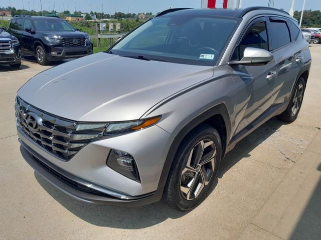 Used 2022 Silver Hyundai Limited image 5