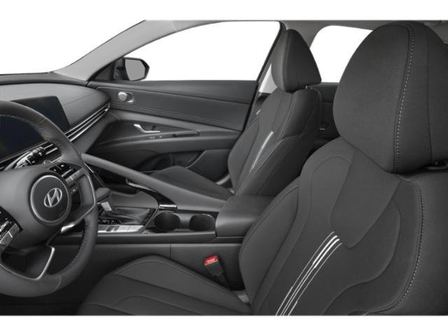 2025 Hyundai Elantra SEL - Photo 11
