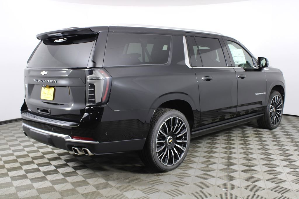 2026 Chevrolet Suburban High Country - Photo 5