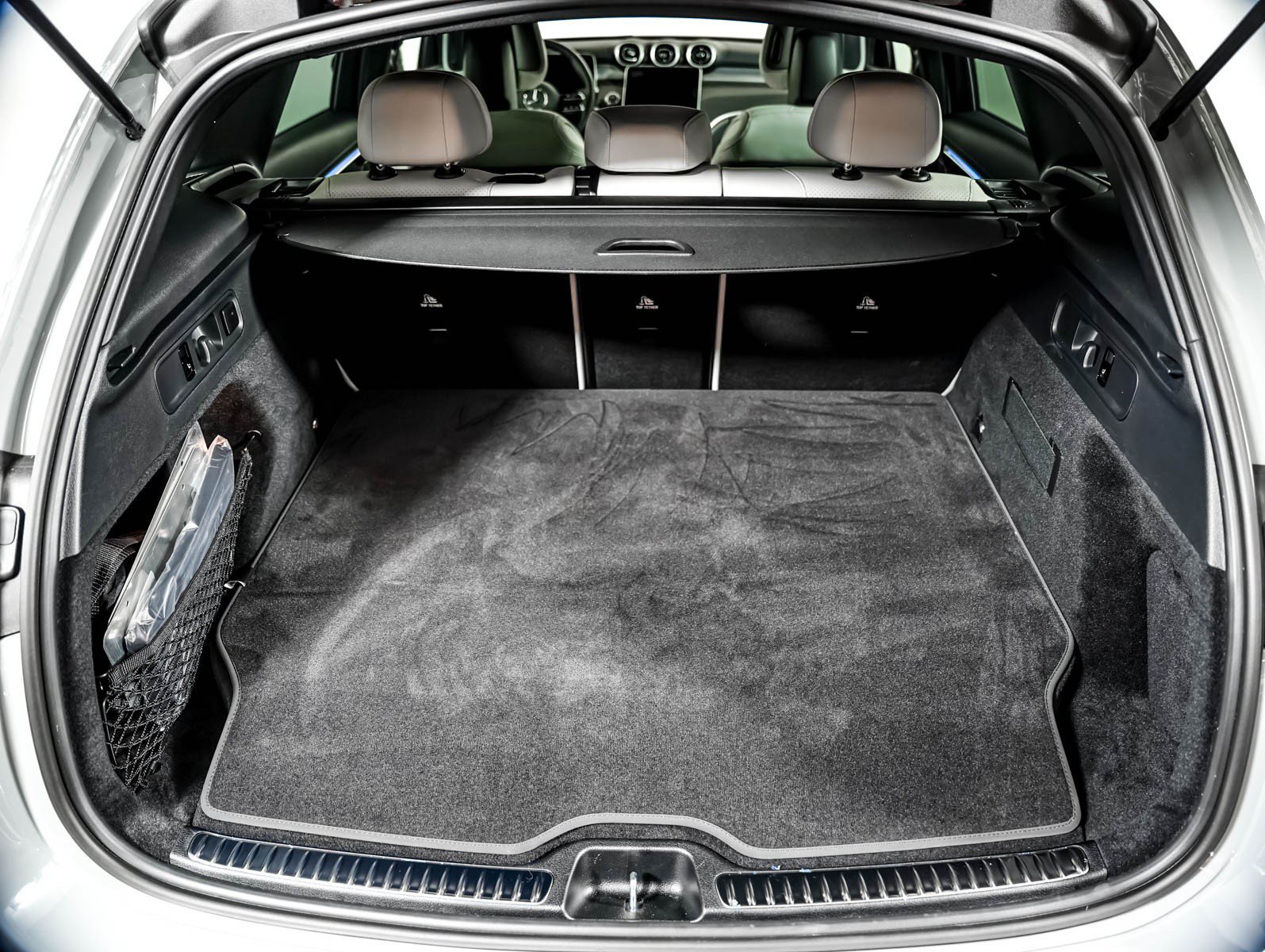 Certified Used 2025 Alpine Grey Mercedes-Benz GLC 350e 4MATIC® SUV image 8