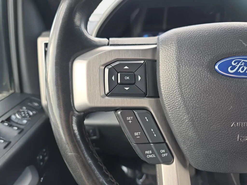 Used 2021 White Metallic Ford Platinum image 17