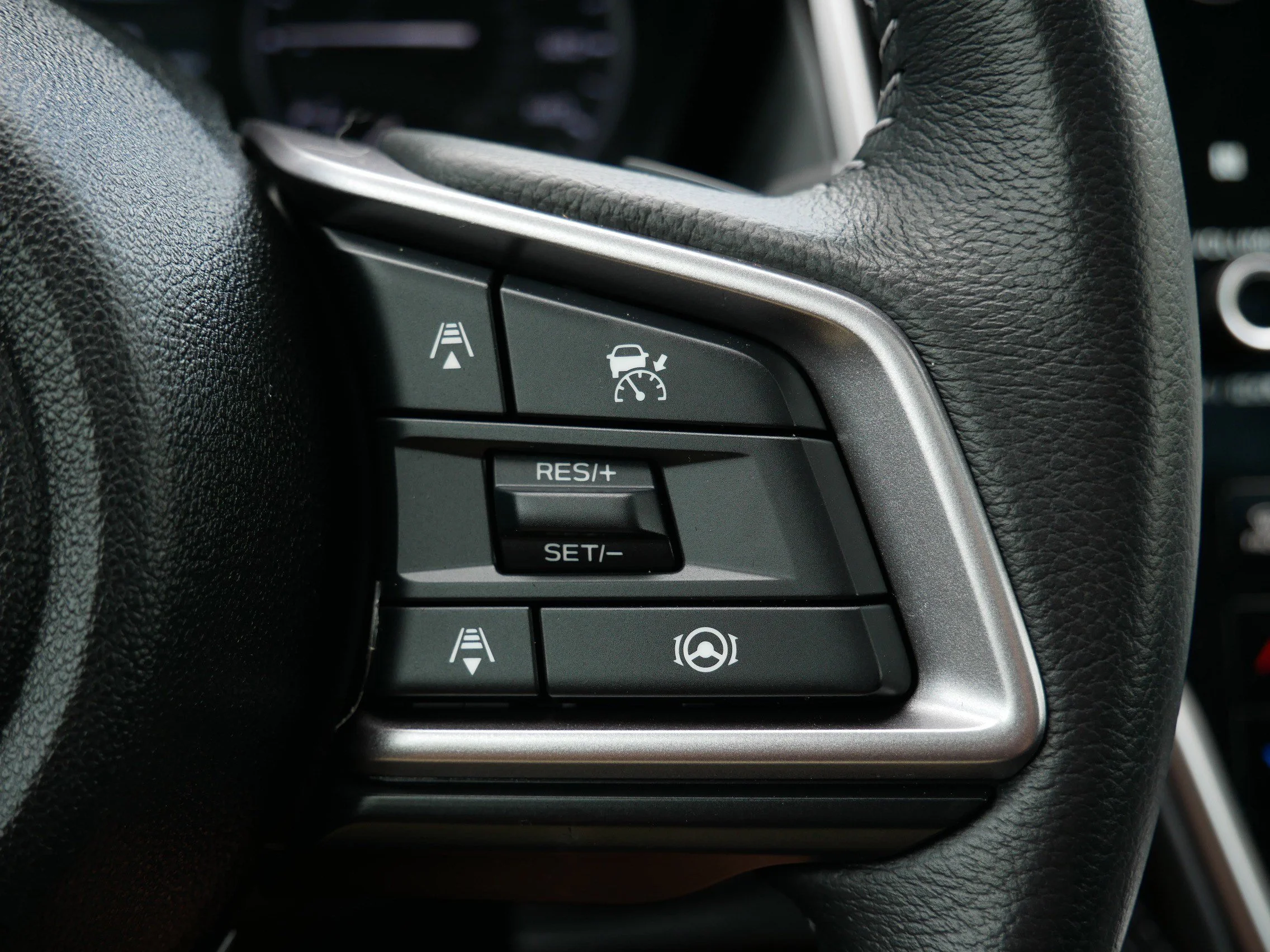 Used 2024 Autumn Green Metallic Subaru Premium image 29