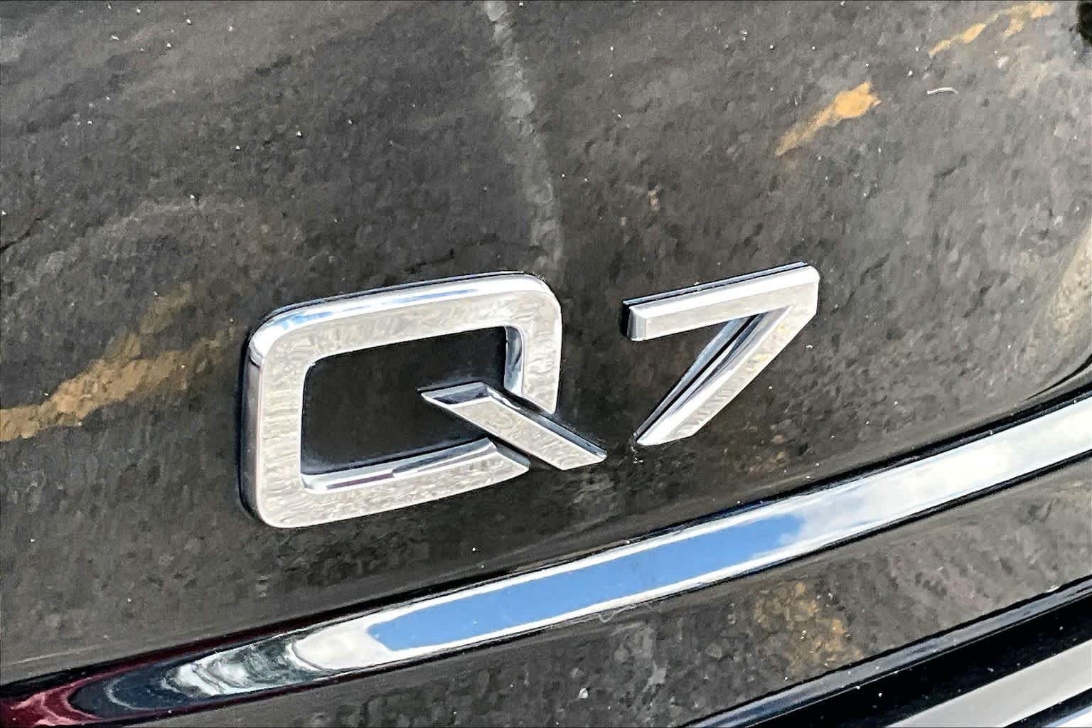 Used 2018 Orca Black Metallic Audi Premium image 10