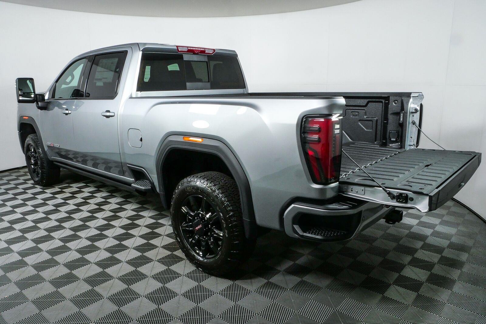 New 2026 Sterling Metallic GMC AT4 image 32