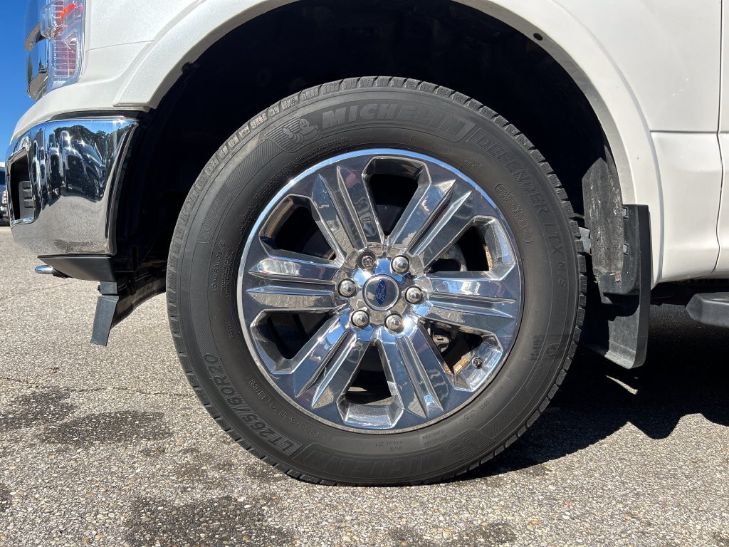Used 2019  Ford  image 7