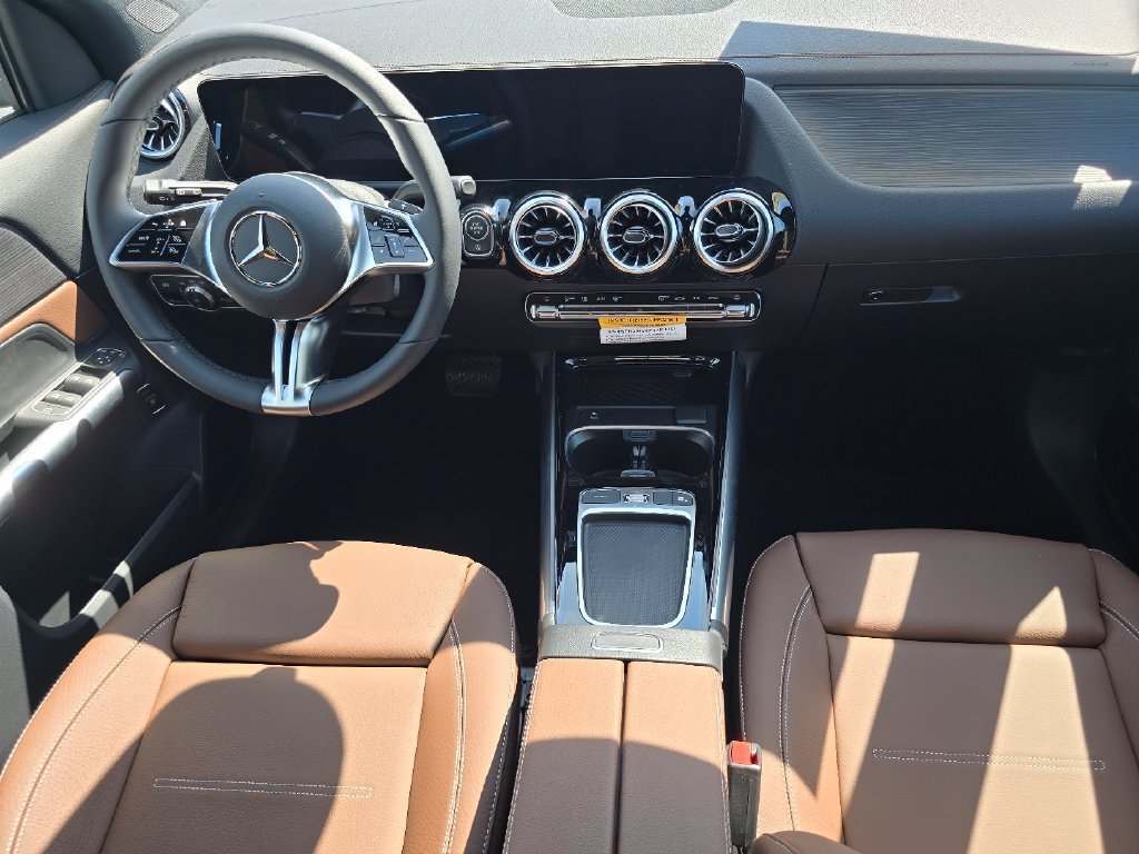 New 2026 Mountain Grey Metallic Mercedes-Benz GLA 250 image 40