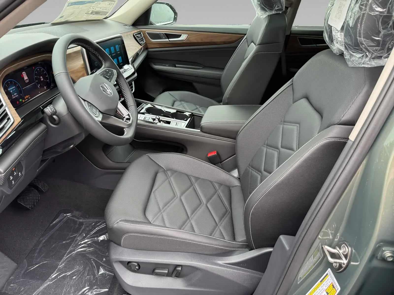 2026 Volkswagen Atlas SE w/Tech - Photo 11