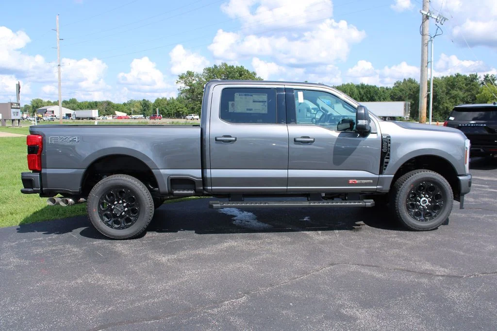 New 2026 Carbonized Gray Metallic Ford F-250® XLT image 19