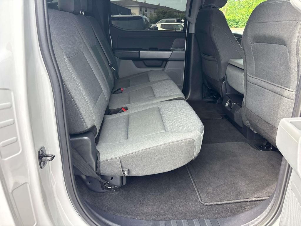 Used 2025 White Ford XLT image 15