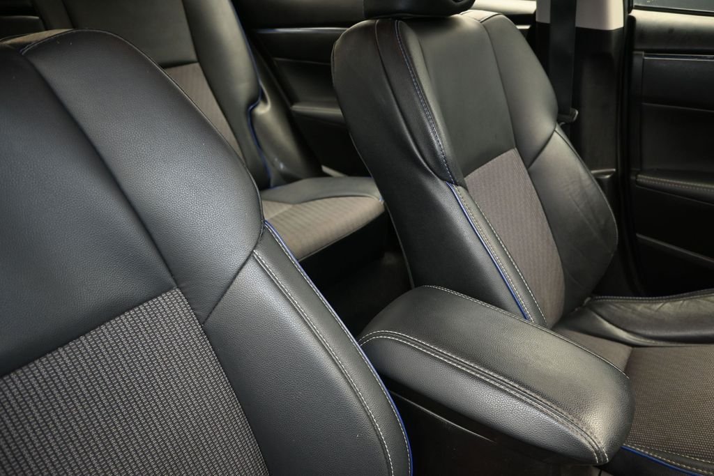 Used 2018 Blue Toyota SE image 26