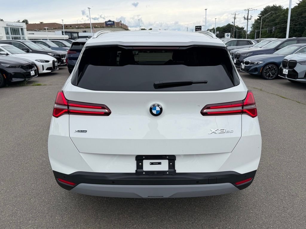 New 2026 Alpine White BMW 30 xDrive image 4
