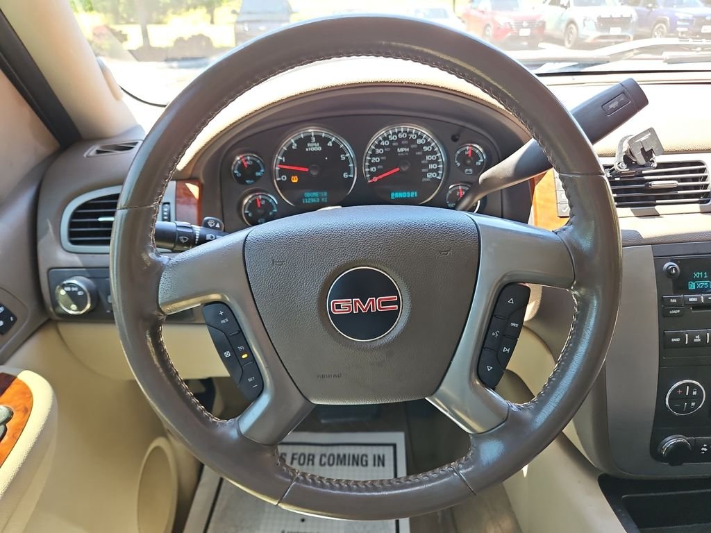 Used 2008 Red GMC SLT image 15