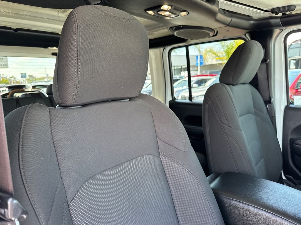 Used 2023 White Jeep Willys 4xe image 16