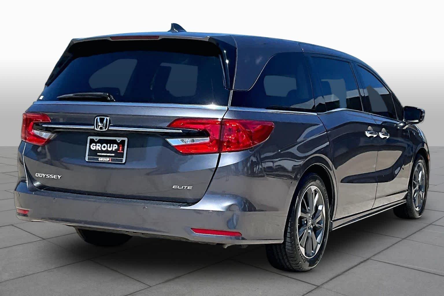 Certified Used 2023 Modern Steel Metallic Honda Elite image 13