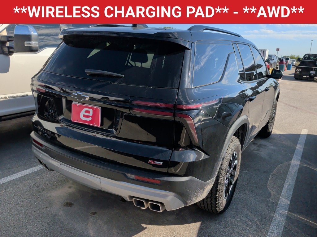 Used 2024 Mosaic Black Metallic Chevrolet Z71 image 7