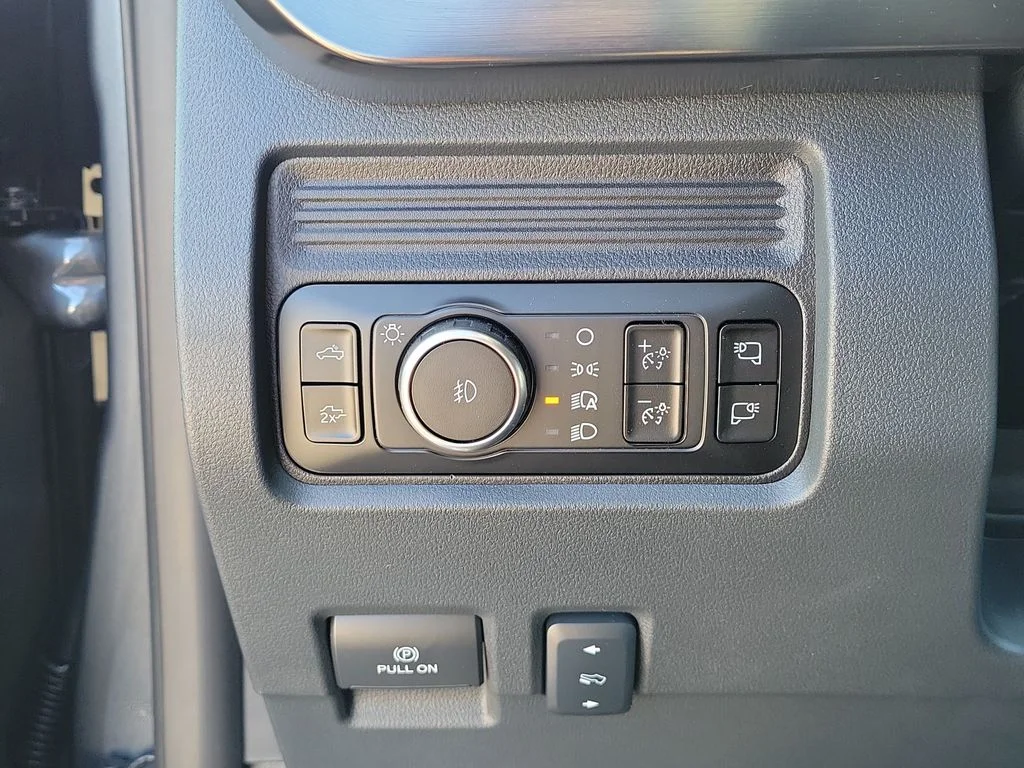 New 2026 Carbonized Gray Metallic Ford F-350® Lariat® image 24
