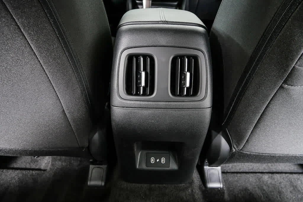 New 2026 Rockwood Green Hyundai SEL FWD image 28