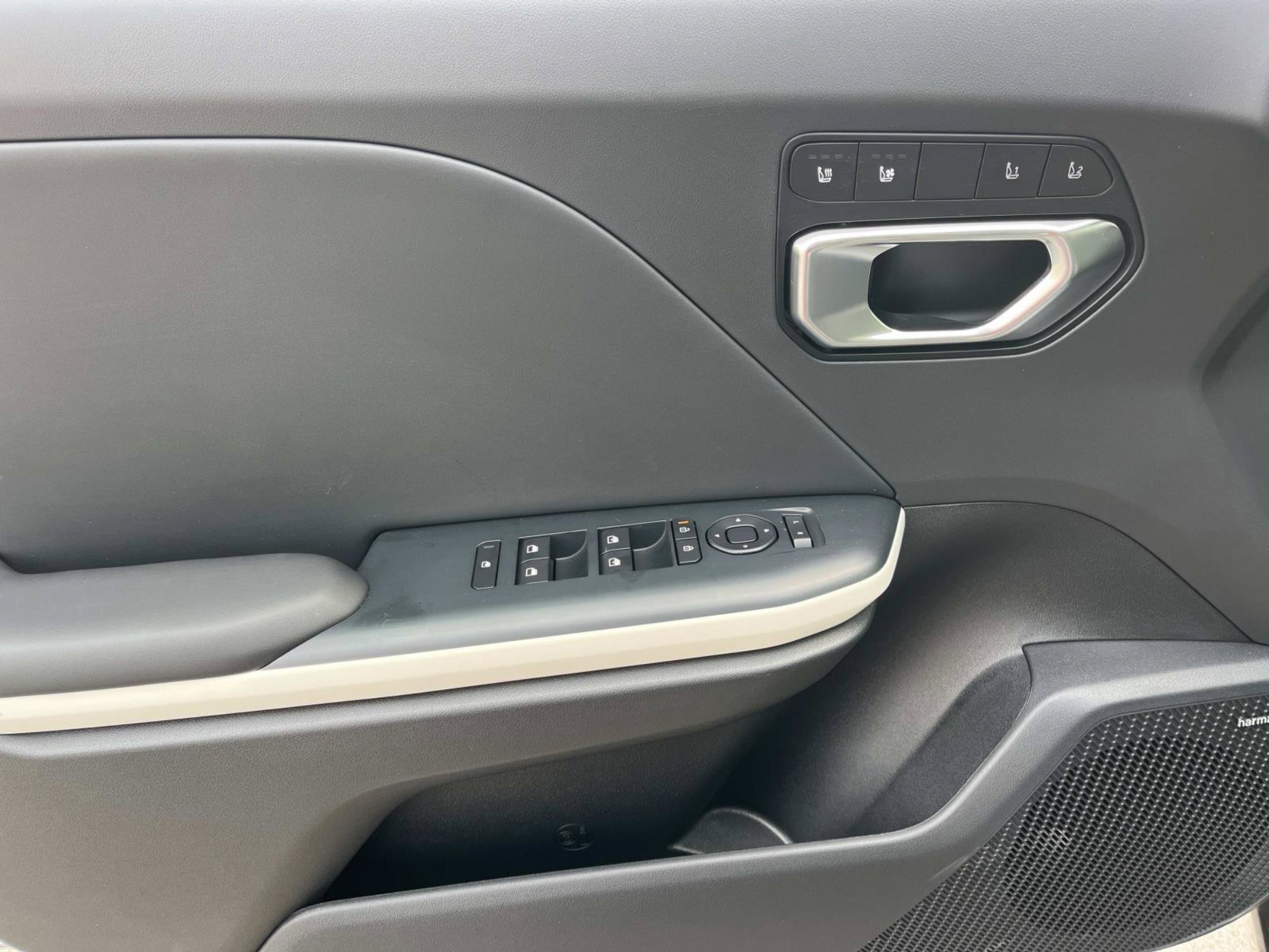 New 2025 Steel Gray Kia GT-Line Turbo image 21