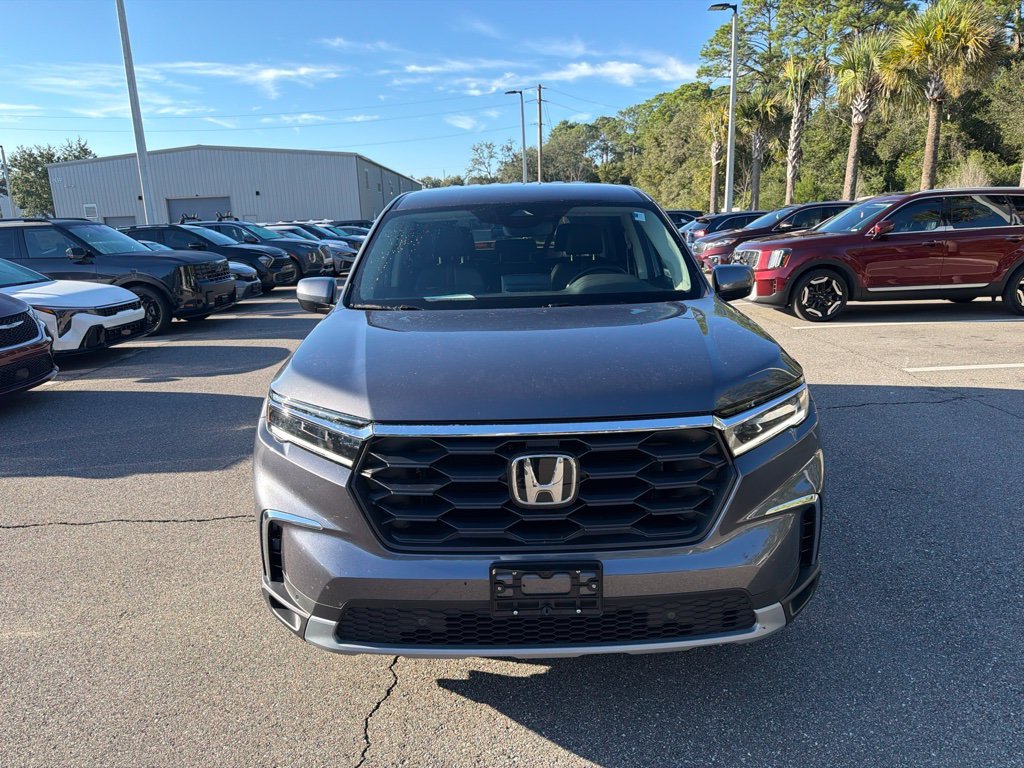Used 2025 Lunar Silver Metallic Honda EX-L image 2
