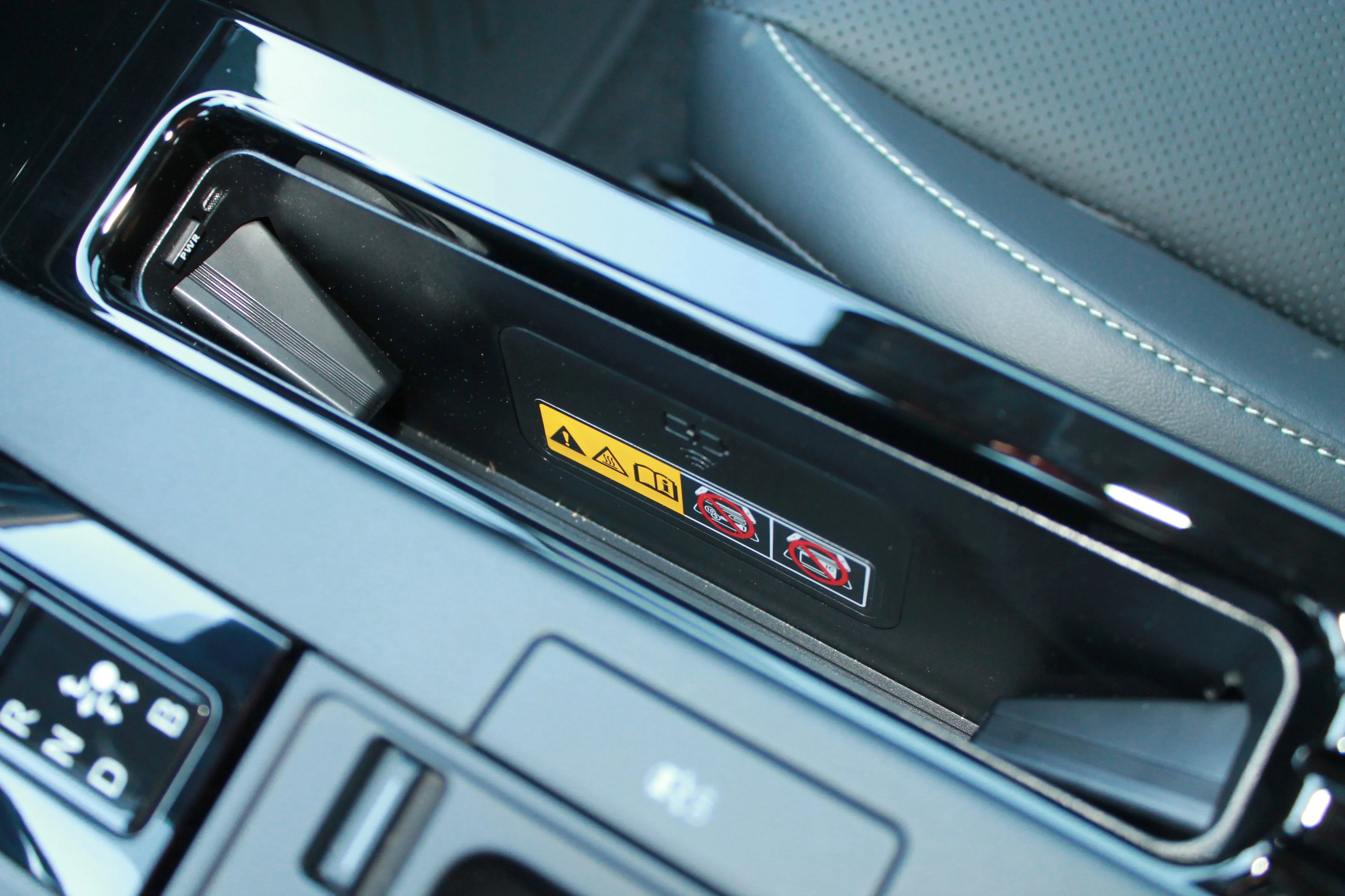 2026 Toyota Prius Nightshade - Photo 34