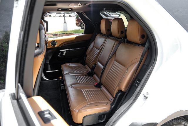 Used 2019 White Land Rover HSE Luxury image 58