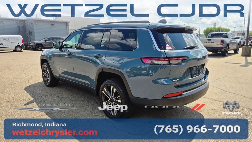 New 2027 Steel Blue Paint Jeep Limited image 5