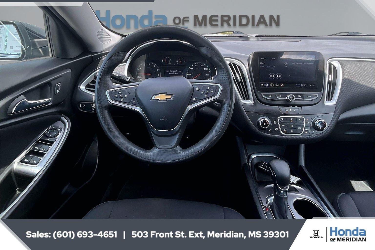 Used 2023 Mosaic Black Metallic Chevrolet LT image 5