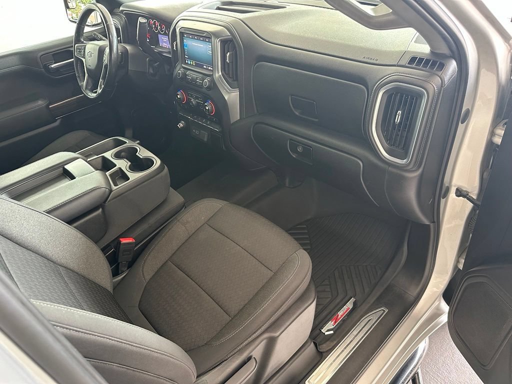 Used 2020 SILVER ICE METALLIC Chevrolet RST image 37
