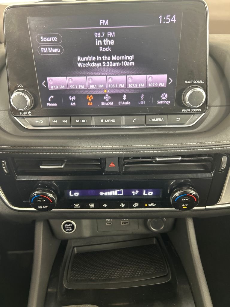 2022 Nissan Rogue SV - Photo 14