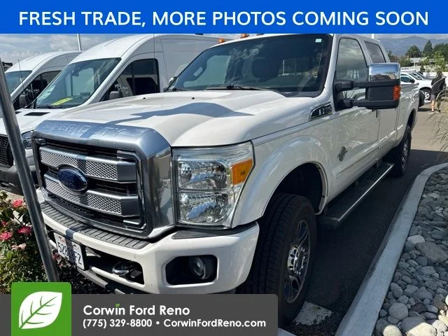 Used 2013 White Platinum Tri-Coat Metallic Ford Platinum image 3