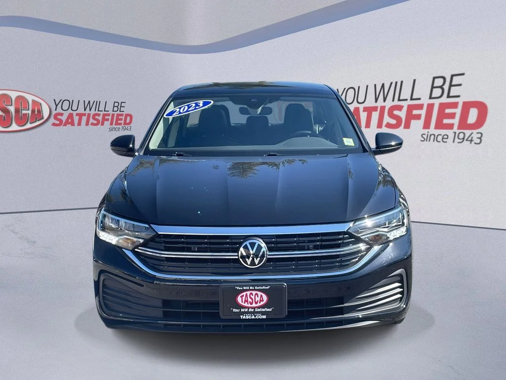 3VW7M7BU4PM047855