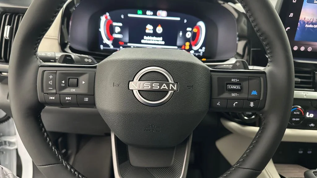 New 2026 White Nissan SL image 13