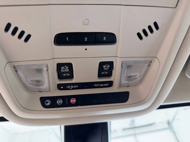 Used 2023 White Frost Tricoat GMC Denali image 35