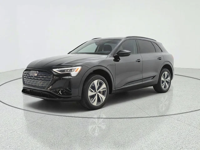 2024 Audi Q8 e-tron Premium quattro
