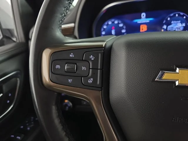 Used 2023 Gray Chevrolet High Country image 17