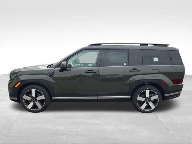 Used 2024 Green Hyundai Limited image 5