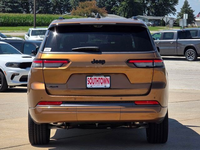 New 2026 Copper Shino Metallic Clearcoat Jeep Limited Reserve image 6