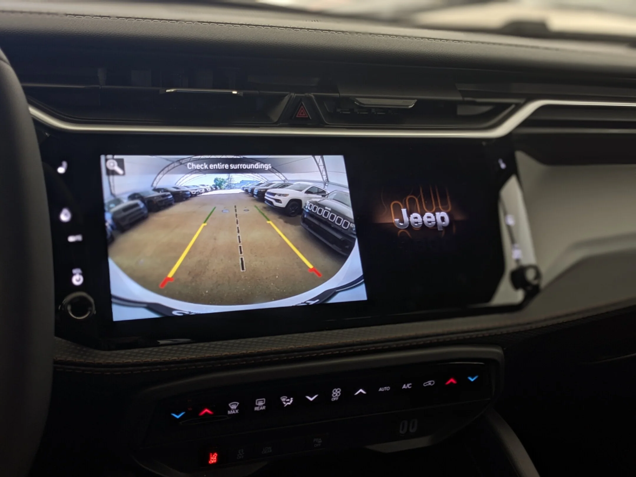 New 2026 White Jeep Limited - - Hybrid - Dual-Pane Pano Sunroof - Capri Leatherette - Power Liftgate & More! image 23