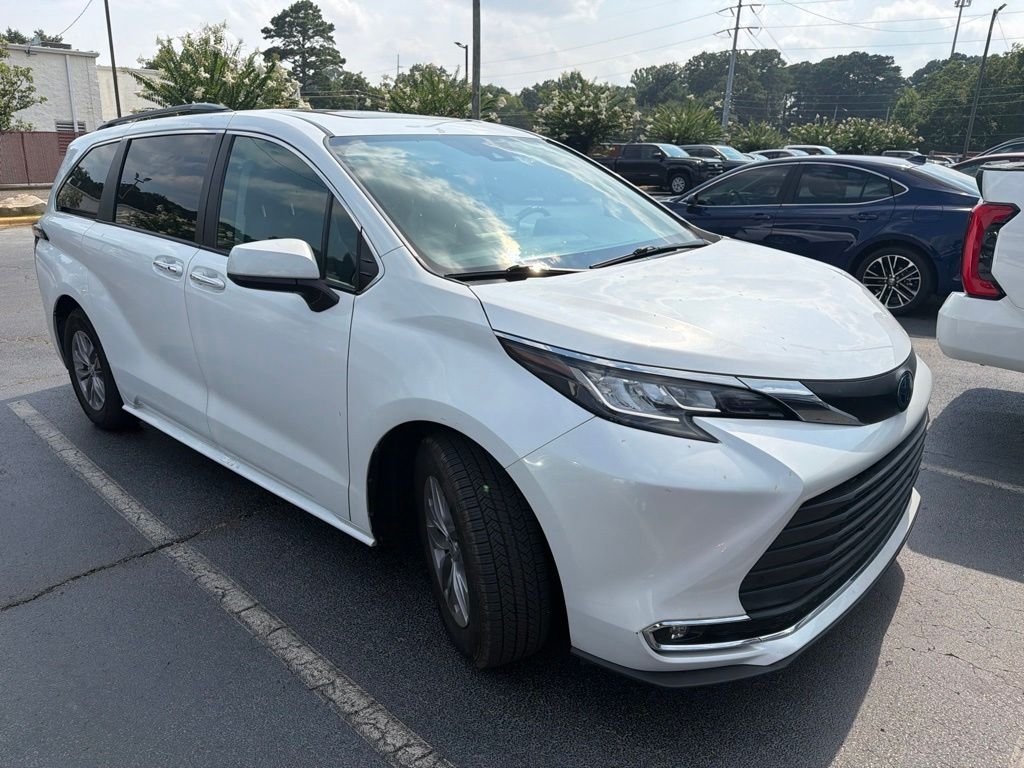Used 2023 Beige Toyota XLE image 2