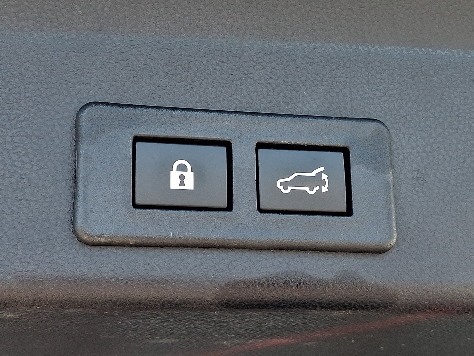Used 2023 Magnetite Gray Metallic - MG7 Subaru Onyx Edition Limited 7-Passenger image 29