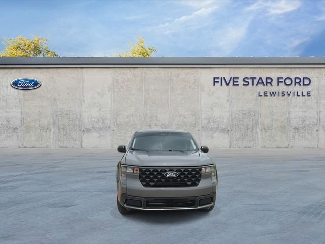 Used 2025 Gray Ford XLT image 3