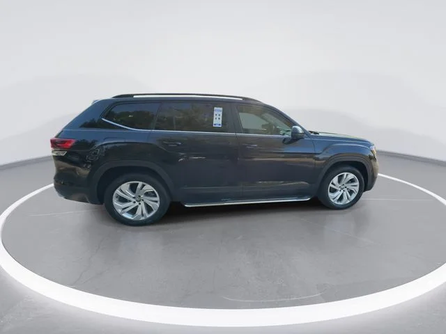 Used 2023 Black Volkswagen 3.6L V6 SE w/Technology image 9