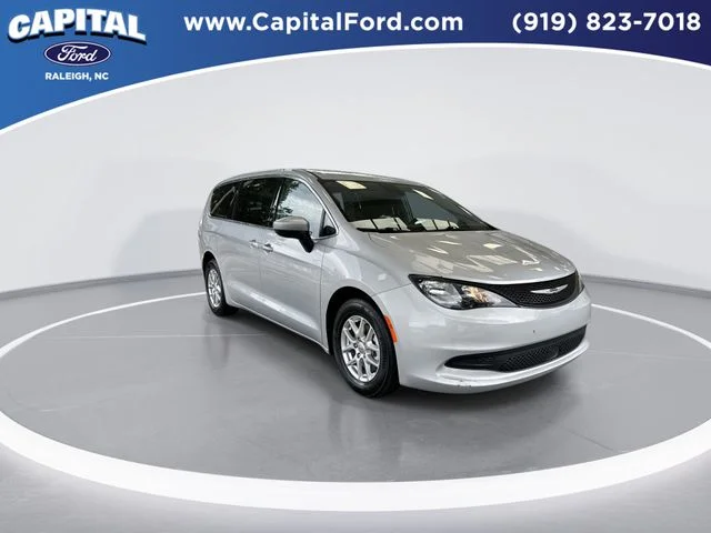 Used 2023 Silver Chrysler LX image 2