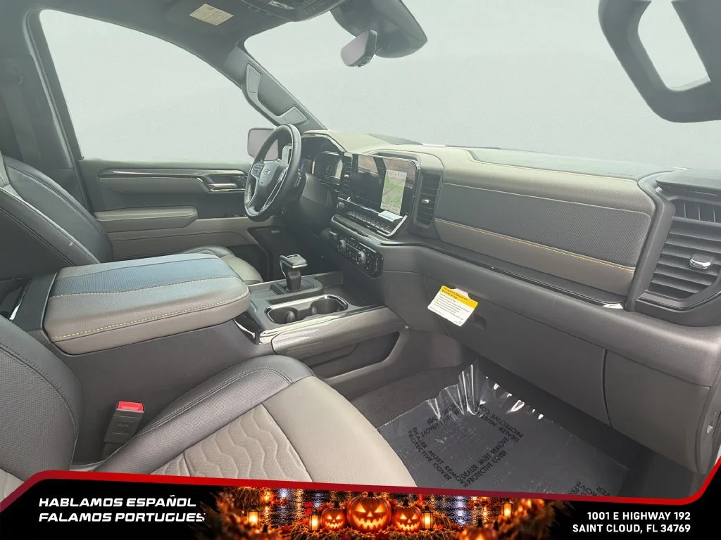 Used 2025 Slate Gray Metallic Chevrolet ZR2 image 33