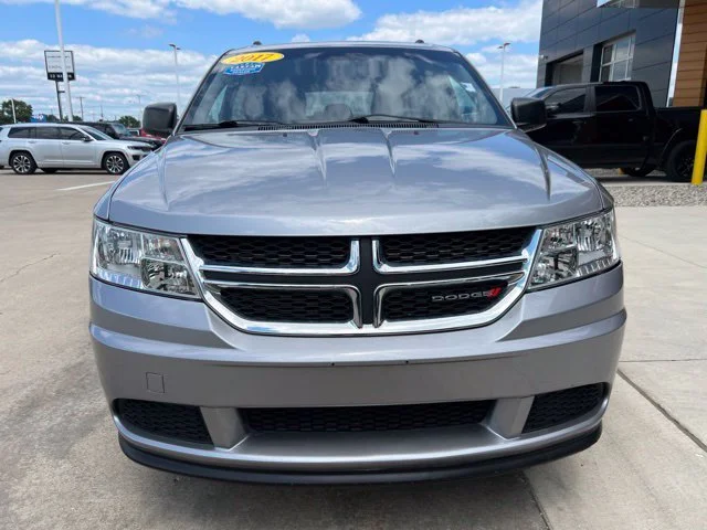 Used 2017 Silver Dodge SE image 8