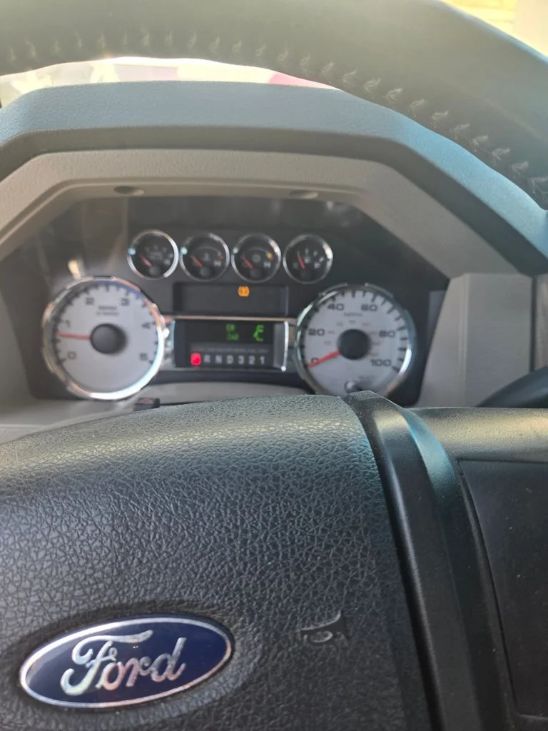 Used 2008 Black Ford XL image 10