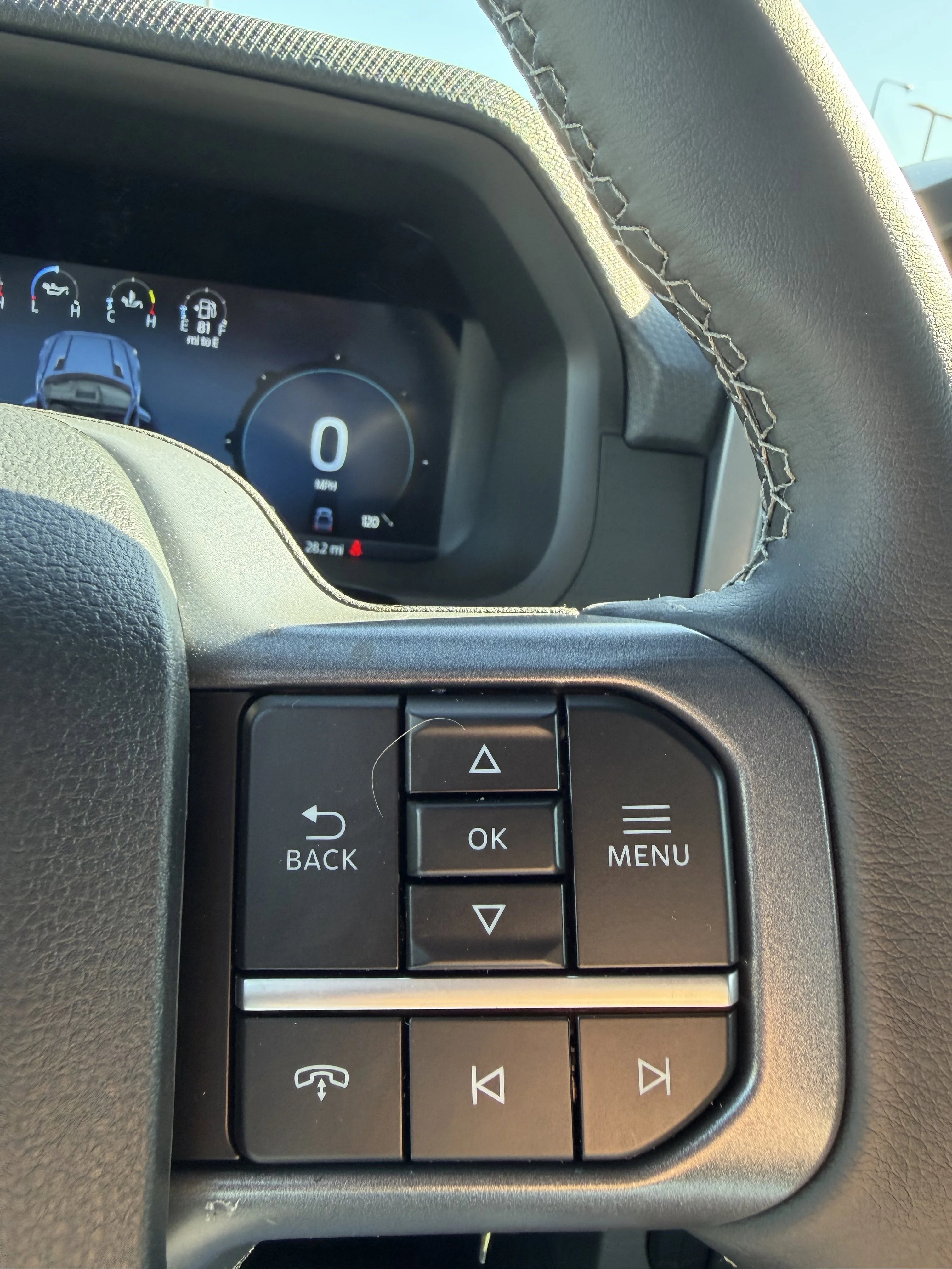 New 2026 Agate Black Metallic Ford XLT image 16