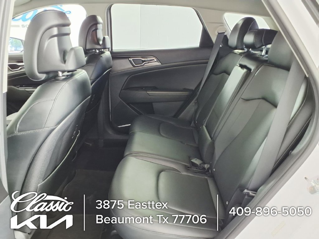 Used 2023 White Kia EX image 14